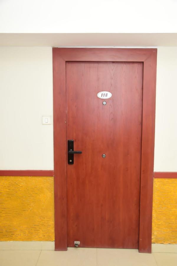 Hotel Shiv International Bhachau Kültér fotó